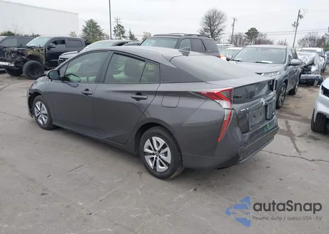 2018 Toyota Prius Two Eco z USA, uszkodzony, nr VIN JTDKARFU6J3554468